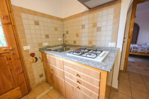 Appartamento 4 - Fornelli e lavabo Cucina - Agriturismo Poggio al Pino Toscana